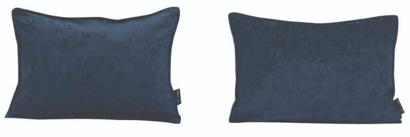 Oxford Oblong cushion cover in Korora Blue, 50cm, featuring hotel-quality polyester and an invisible zipper for style and durability.