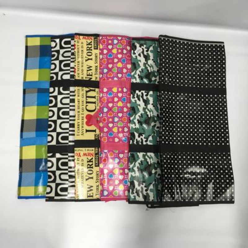 Set of 10 assorted carry bags, 70 x 55 x 23 cm, durable, lightweight, stylish for shopping and travel.