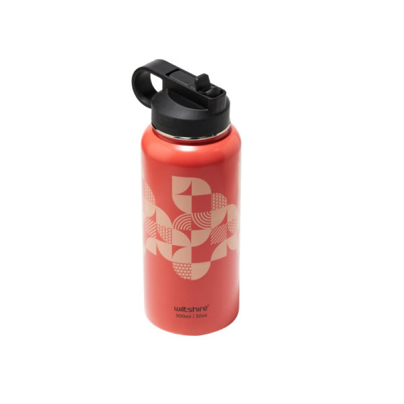 Stylish 900ml stainless steel water bottle with flamingo design, double-layer insulation, carry handle, and straw for convenient sipping.