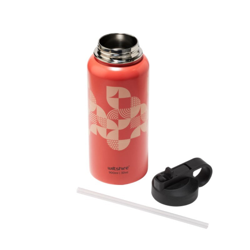 Stylish 900ml stainless steel water bottle with flamingo design, double insulation, carry handle, and convenient straw.