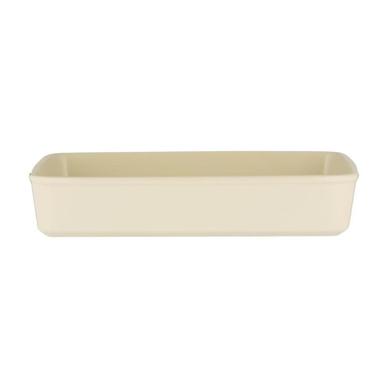 Mason Cash 2.5L rectangular stoneware dish, perfect for baking and serving lasagne, pies, and crumbles with timeless elegance.