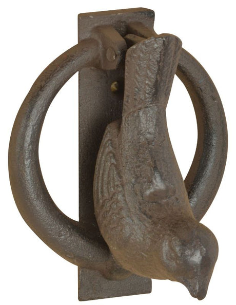 Cast iron door knocker with bird design, measuring 8 x 9 x 12cm, adds rustic charm and durability to any entrance.