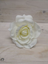 Large 20cm cream artificial flower head, lifelike petals ideal for elegant decor and arrangements, requires no maintenance.