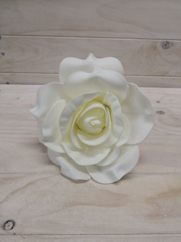 Artificial Flower Head - Large 20cm (Cream)