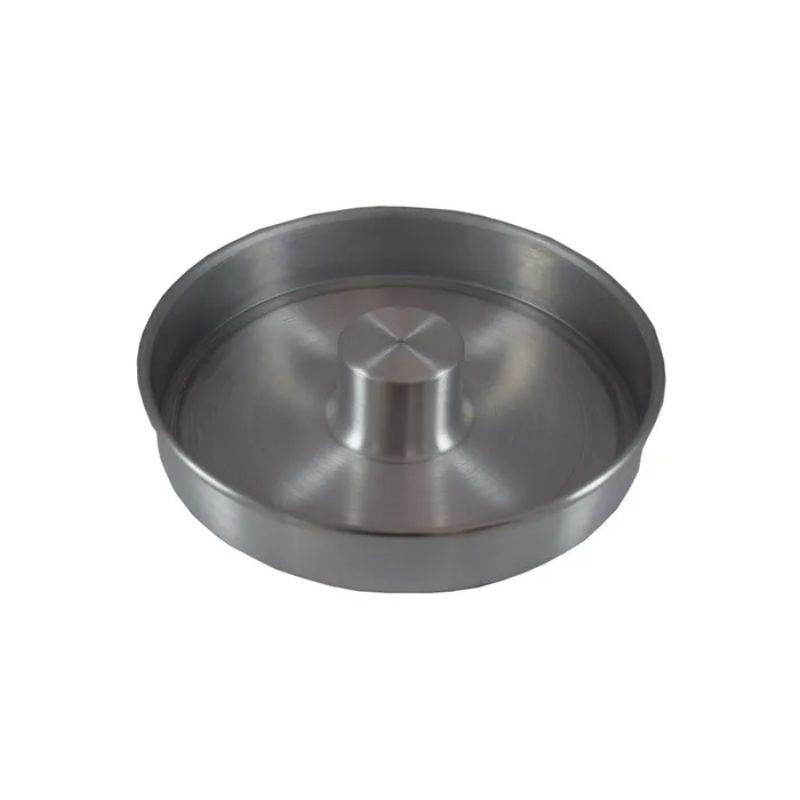 Aluminium Savarin Mould 250x45mm designed for even baking of sweet and savory dishes, featuring an easy-release surface.