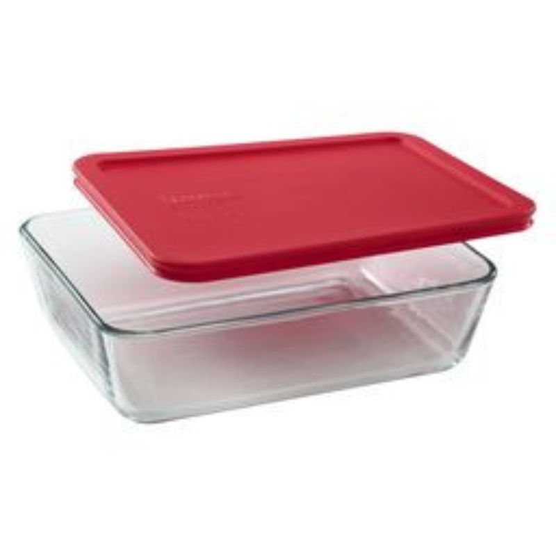 Pyrex Simply Store™ 6-cup glass container with red lid for versatile food storage and meal prep, resistant to stains and odors.