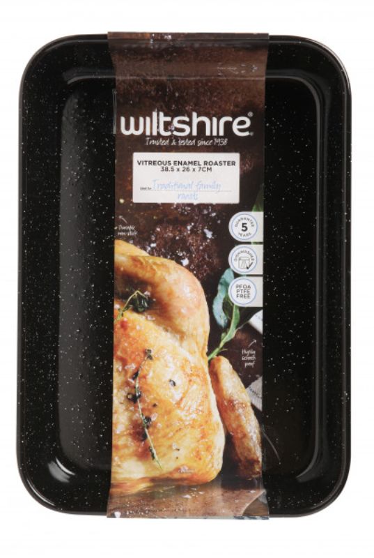 Large 40cm Wiltshire enamel roaster with a durable non-stick surface, perfect for roasting meats and vegetables.