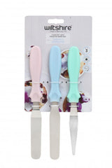 Set of 3 Wiltshire pallet knives with stainless steel blades, designed for easy cake decorating and icing control.